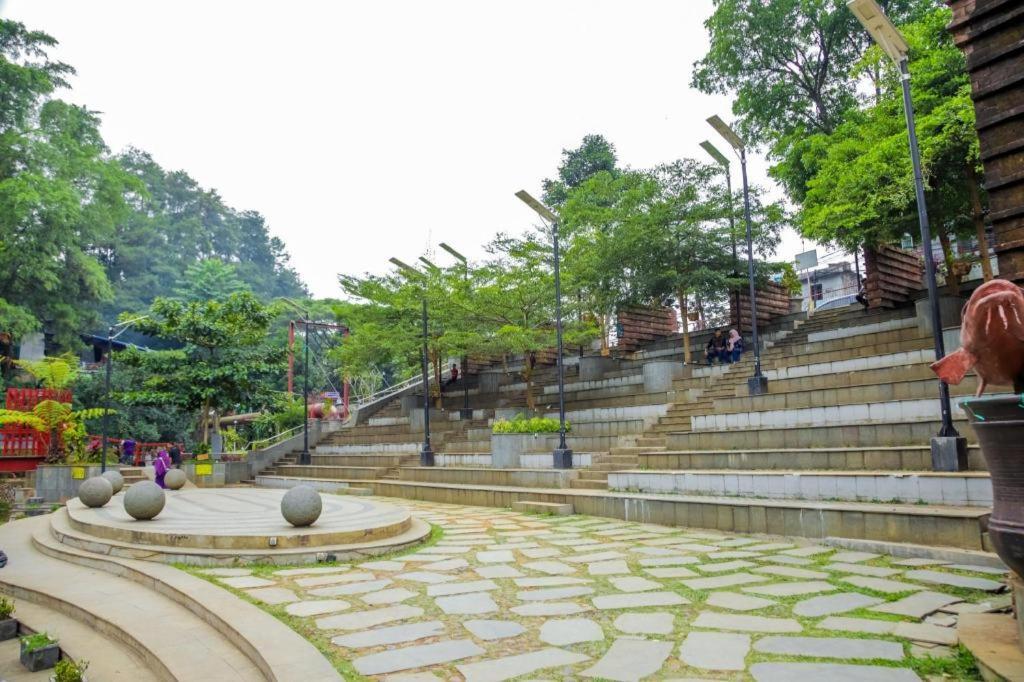 Super Oyo 617 Sukaraja Residence Syariah Bandung Zewnętrze zdjęcie